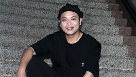 阿虎三立新聞網專訪。（記者邱榮吉/攝影）