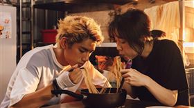 蔡淑臻、朱軒洋 湯志偉、楊麗音、夏靖庭、風田、杜姸、許乃涵、蘇瀅、海裕芬、曾珮瑜、Yuri陳怡叡 導演賴孟傑、原著作者小劉醫師《村裡來了個暴走女外科》（圖／公視提供）