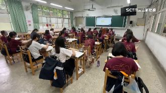 屏東女中學生拒遠距　全班到校上課