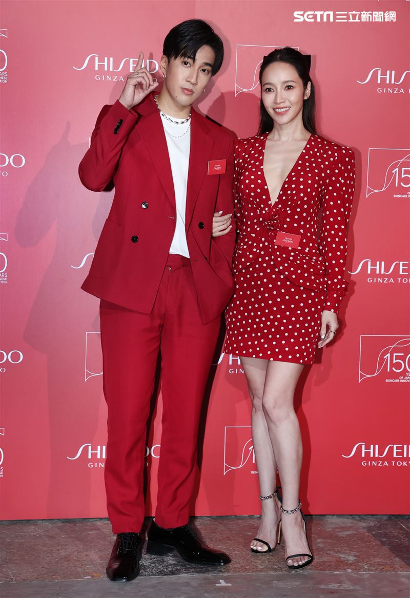 侯佩岑、婁峻碩出席資生堂國際櫃150週年私人派對。（記者邱榮吉/攝影）