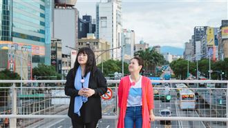 買回「兒時老家」送爸媽　唐綺陽落淚