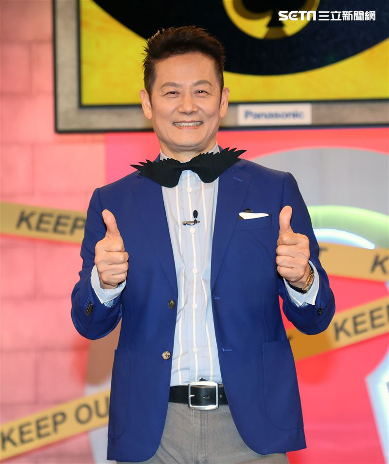 徐乃麟主持新節目「王牌諜對諜」。（記者邱榮吉/攝影）