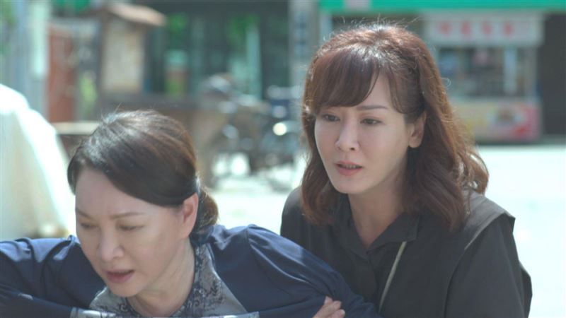 家中一下死2人　8點檔女星背債逃難