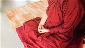 媽媽,乩童,治病,pixabay