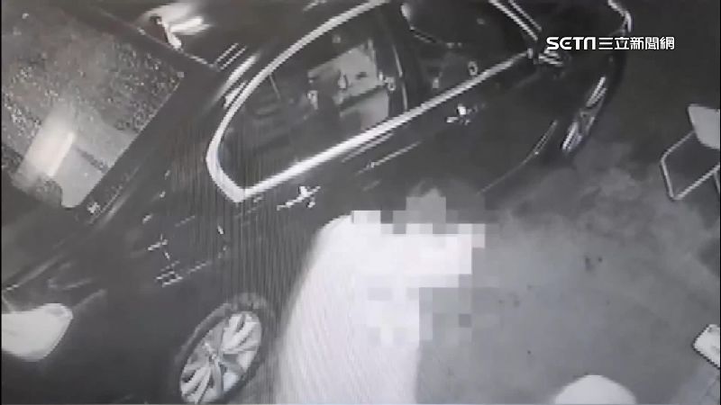制式手槍難敵衝鋒槍　中槍送醫畫面曝