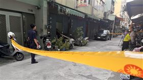 ▲高雄市新興區林森一路一處民宅，發生疑似女兒殺害父親後自殺案件。（圖／翻攝畫面）