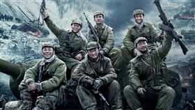 《長津湖》有望成為2021年全球票房最高的電影。（圖／翻攝自電影長津湖微博）