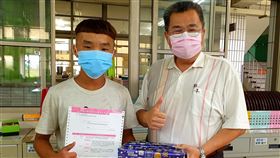 ▲詹豐守同學是全國唯一「5C作文6級分」。（圖／翻攝自彰化縣立竹塘國民中學臉書）

