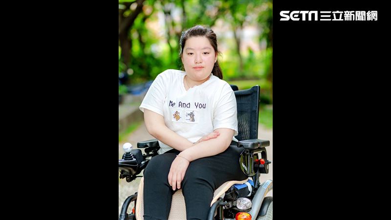 台中肌無力症國中少女　考上台中女中