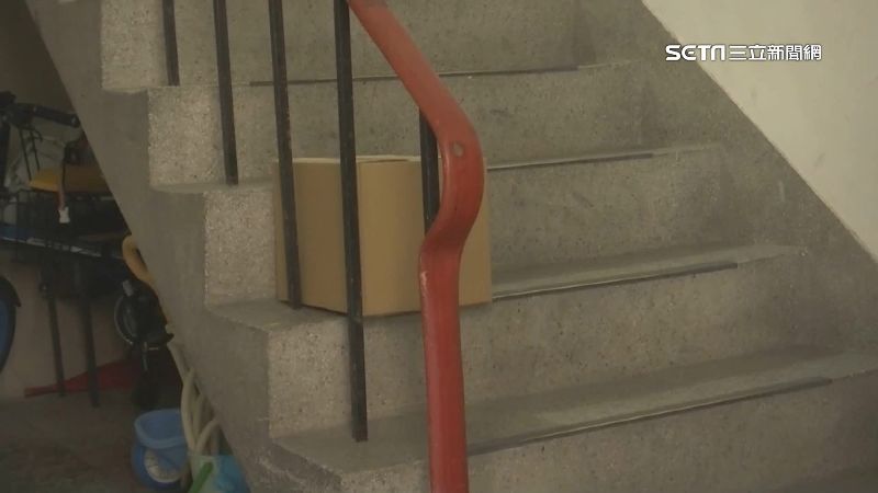 關懷包要確診者親簽　里長怨：怕怕的
