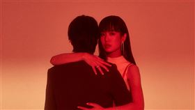 孫盛希、KIRE/滾石音樂提供