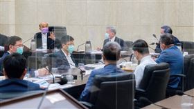 行政院長蘇貞昌11日上午9時召開擴大防疫會議（圖／政院提供）