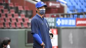 詹智堯正式以球員身分註冊，最快13日與獅隊之戰就能上場。（圖／富邦悍將提供）