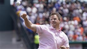 ▲巨人傳奇投手Matt Cain擔任開球嘉賓。（圖／美聯社／達志影像）