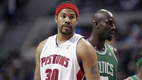 ▲賈奈特（Kevin Garnett）稱讚華勒斯（Rasheed Wallace）。（圖／美聯社／達志影像）