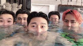  朴敘俊、金泰亨、崔宇植、朴炯植、Peakboy　Woogafamily（圖／翻攝自IG）
