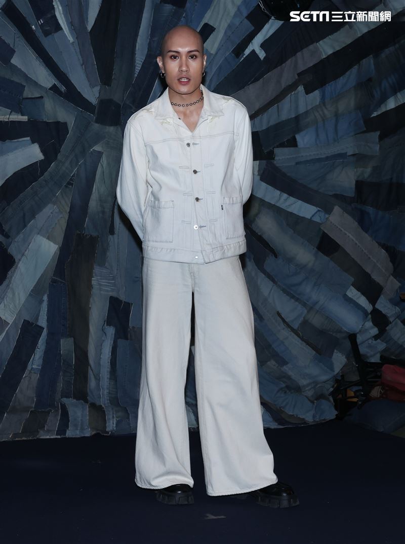 YELLOW黃宣「DEAD OR ALIVE」首場演唱會記者會。（記者邱榮吉/攝影）