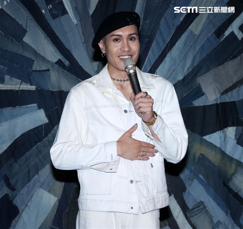 YELLOW黃宣「DEAD OR ALIVE」首場演唱會記者會。（記者邱榮吉/攝影）