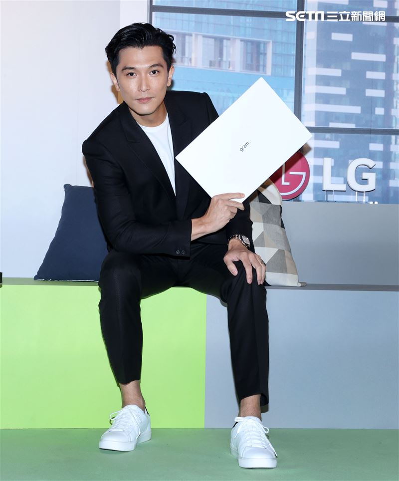 邱澤出席筆電活動婚後工作忙碌。（記者邱榮吉/攝影）