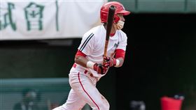 兄弟投手吳俊偉弟弟池恩齊是備受矚目的游擊好手。（圖／台鋼雄鷹提供）
