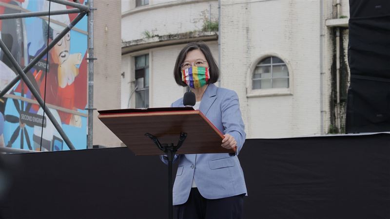 網傳「蔡英文快篩陽」　指揮中心闢謠