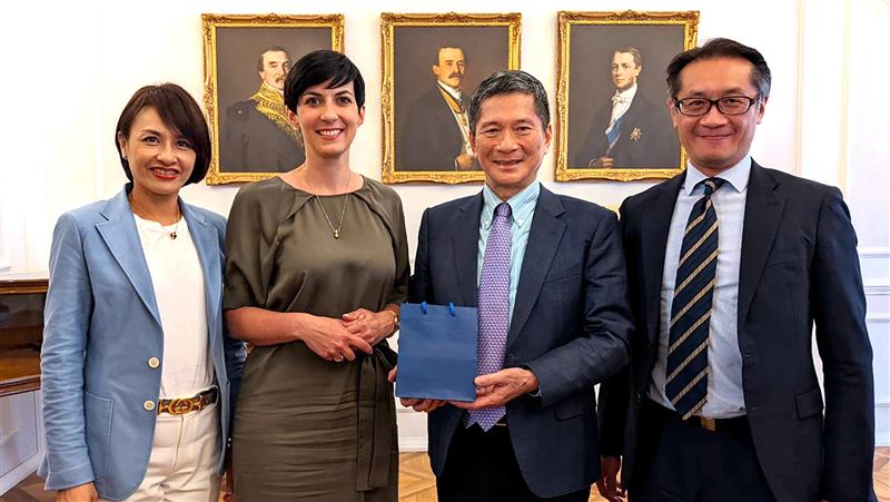 李永得訪捷克　宣布將增設文化組