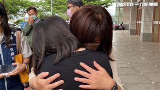 孽子燒死8至親！家屬痛哭淚擁副市長