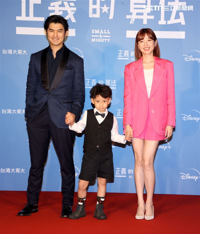 陳柏霖、郭雪芙、林格宇出席Disney 全新律政輕喜劇「正義的算法」特映會。（記者邱榮吉/攝影）