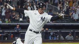 ▲瑞佐（Anthony Rizzo）敲出再見全壘打。（圖／美聯社／達志影像）