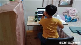 遠距(記者陳弋攝影)