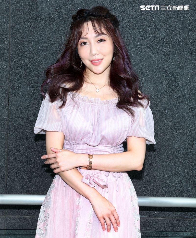 珍琳三立新聞網專訪。（記者邱榮吉/攝影）