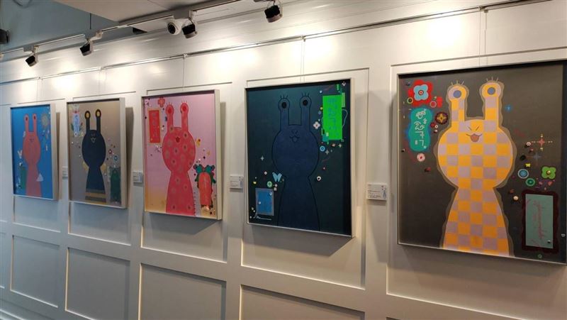 藝術展搬進飯店　一天賣掉一半畫作