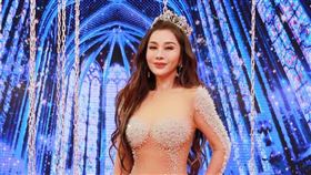 陳美鳳,美魔女,泳裝,舊照。翻攝自臉書