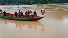 印度 洪患
https://twitter.com/SangmaConrad/status/1538173844652863488