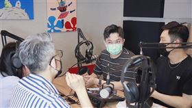 《中場休息不雞湯》。（圖/梯梯文創提供）