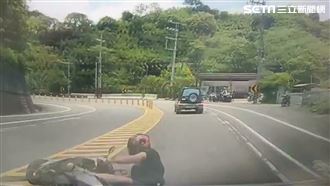 台三線車禍　少年自摔撞對向車不治