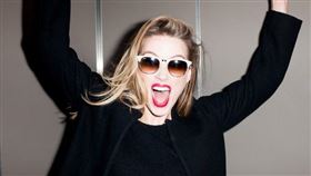 安柏赫德逛賣場被直擊。（圖／翻攝自安柏赫德推特）