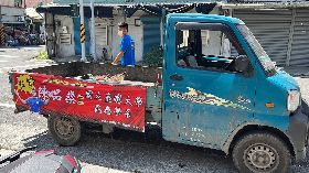 台東池上學子考上台大  小貨車掛「狂