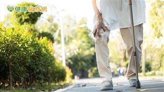骨鬆恐害臥床！「6字秘訣」曝:光補鈣沒用