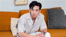 《原子少年》天王星陳子輇接受《三立新聞網》專訪。（圖／記者楊澍攝影）
