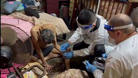 彰化,和美,三兄弟,自助餐,捐款,賴清美,三合院,貧窮,跌倒（圖／翻攝自臉書）