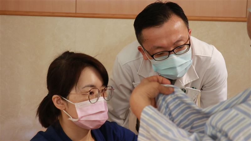 她作息正常 健檢乳房「微鈣化」竟是乳癌