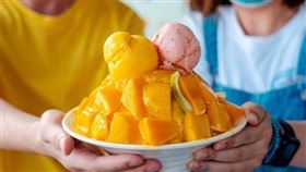 西拉雅風管處今年推出重超過1.5公斤的玉井芒果冰。（圖／西拉雅國家風景區管理處提供）