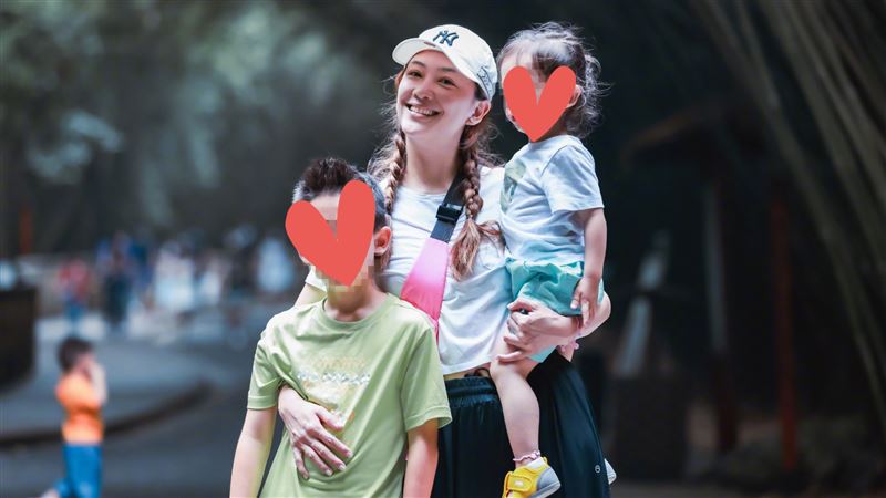 應采兒曬母子照！8歲小小春暴風抽高
