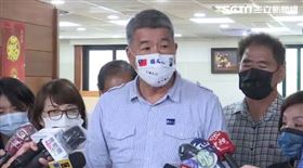 張亞中到高雄市議會拜會議長曾麗燕