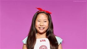 台裔十歲女孩小廚神莉亞初登場端出台式米粉讓「地獄廚神」驚呼「妳絕對懂得做台灣料理」。（圖／杰德影音提供）