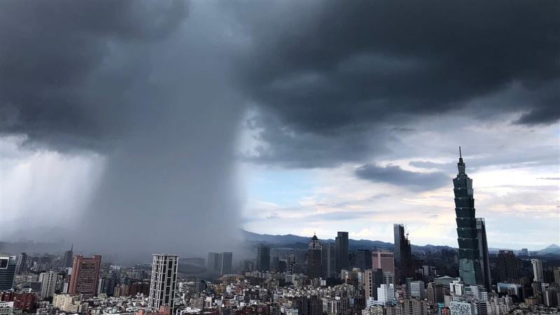 超大雨瀑炸台北！鄭明典嗨：夏季限定