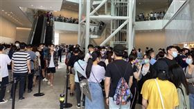 亞洲的地獄與幽魂,台南美術館,人潮爆滿