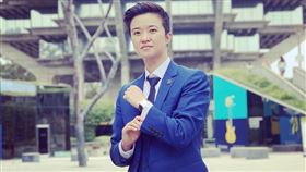 「你知道這是什麼嗎？」神秘女遭疑是詐騙　百萬網紅曝內幕（圖／翻攝自Ellen Lin的IG）EllenPro