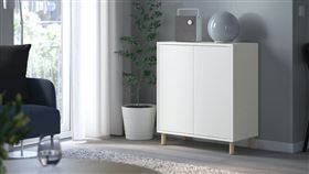 簡約設計的EKET收納櫃，能將物品完整收納，還給空間視覺整潔，是居家收納好幫手。（圖／品牌業者提供）